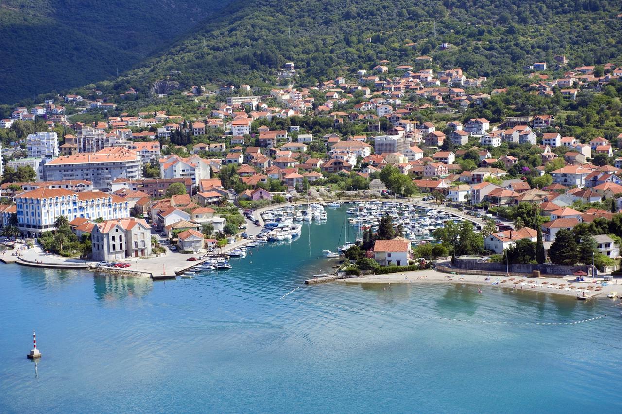Apartment Edita Τίβατ Εξωτερικό φωτογραφία