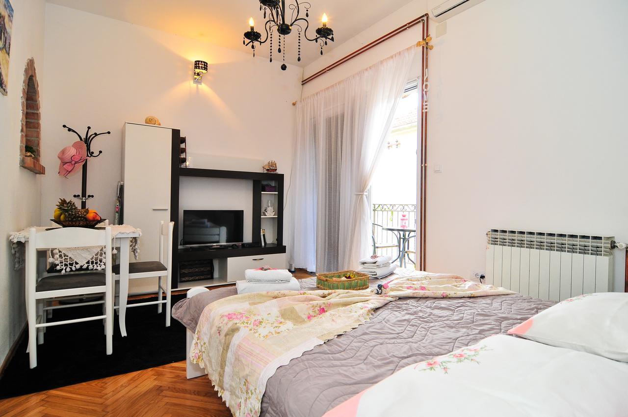 Apartment Edita Τίβατ Εξωτερικό φωτογραφία